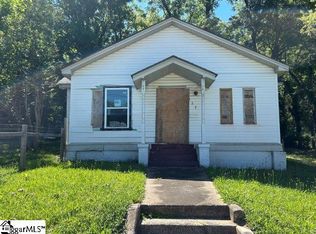 922 N Logan St, Gaffney, SC 29341