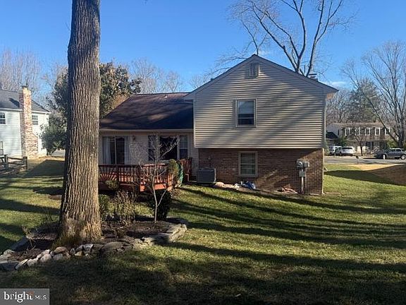 2nd image of 12206 Redwood Ct