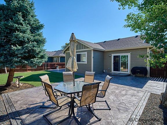 5th image of 1626 Meadow Dr