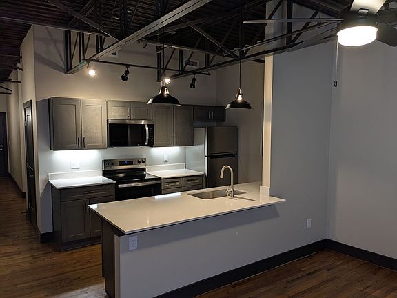 5th image of 34 1st St NE Unit 205