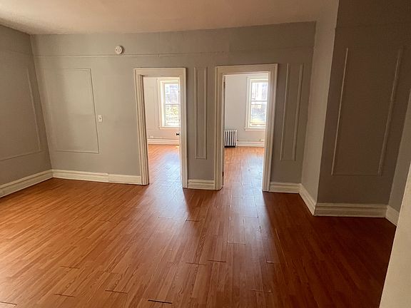 4th image of 236 Lexington Ave #3F