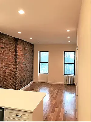 Rented by Bond New York | media 8