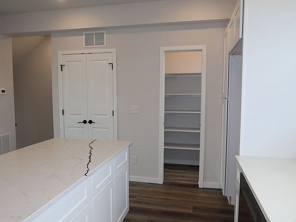 5th image of 11948 W 57th Pl