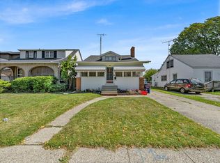 1560 Janette Ave, Windsor, ON N8X1Z6