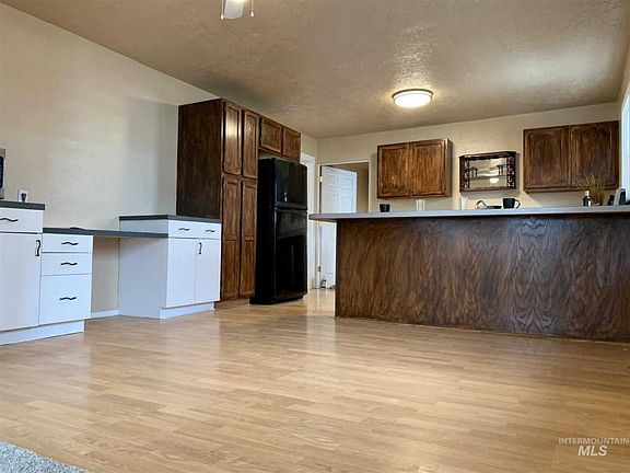 3rd image of 413 Fruitland Ave