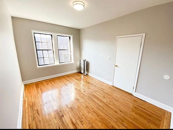 2nd image of 2800 Bronx Park E #2
