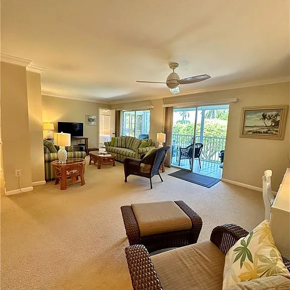 555 Park Shore Dr #B-205 — Photo 9