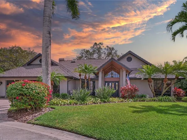 812 Pine Creek LN, NAPLES, FL 34108