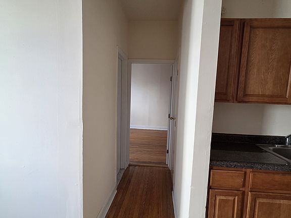 4th image of 153 Seaman Ave APT 5B