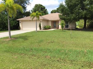 510 Sunset Rd N, Rotonda West, FL 33947