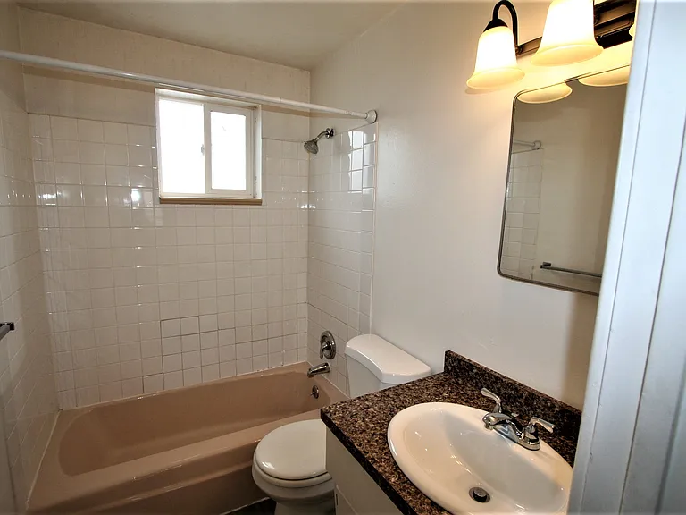 1878 Vine St #302 — Photo 6