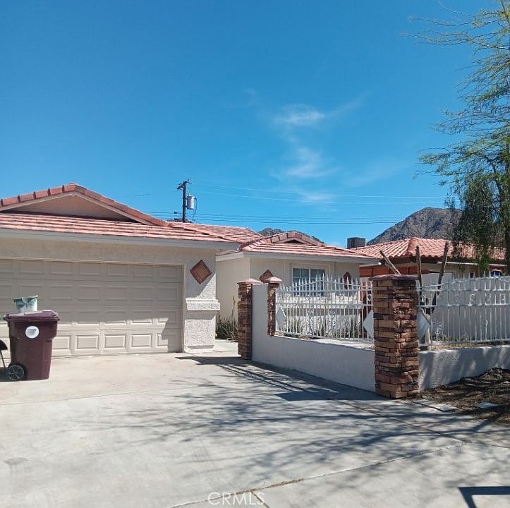 1st image of 52950 Avenida Rubio
