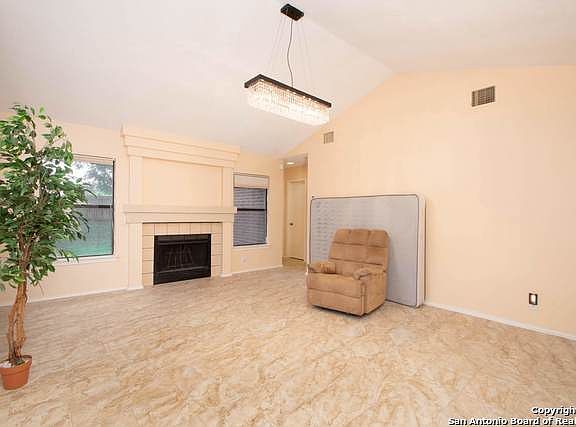 5th image of 7426 Myrtle Trl