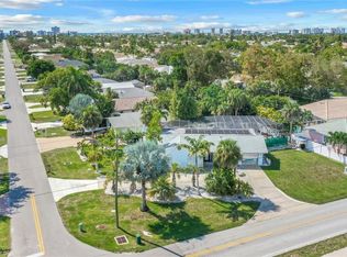 799 96th Ave N, Naples, FL 34108
