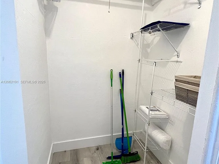 825 Euclid Ave #8 — Photo 7