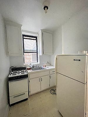 4th image of 195 Underhill Ave APT 3A