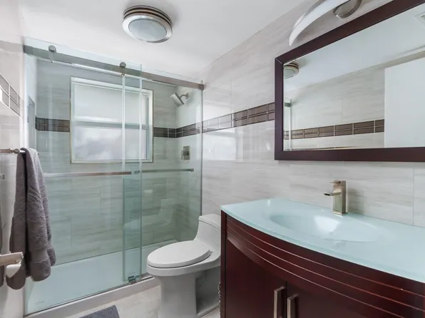 2015 NE 32nd Court #25, Pompano Beach, FL 33064