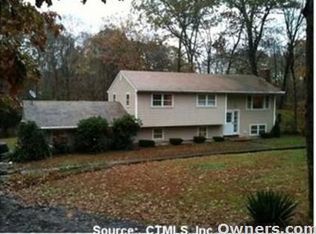 220 Geer Rd, Lebanon, CT 06249