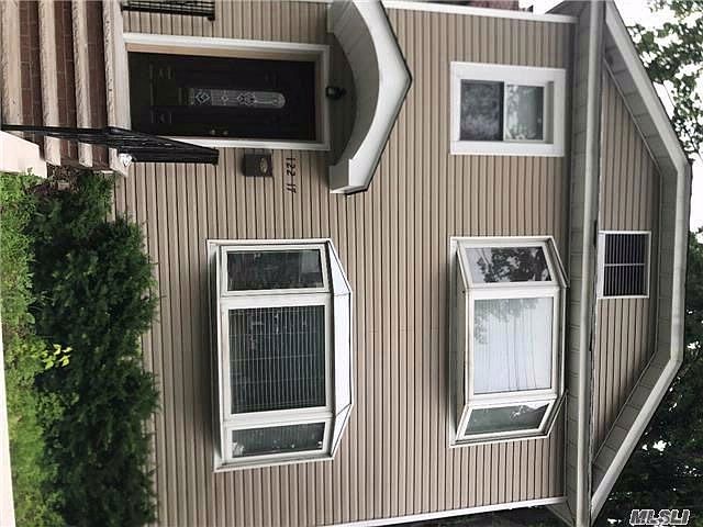 1st image of 12217 11th Ave