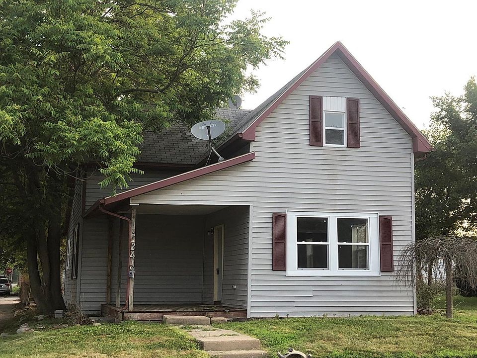 1st image of 2402 S A St