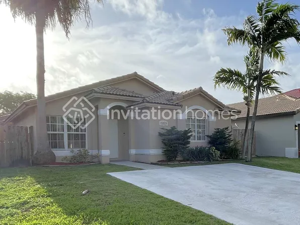 21529 SW 88th Ave, Cutler Bay, FL 33189