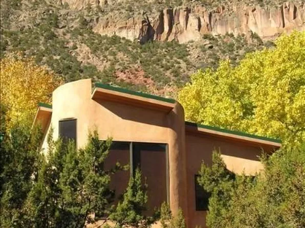 136 San Diego Dr, Jemez Springs, NM 87025