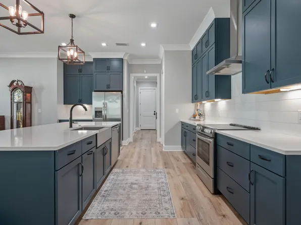 405 Sweetgrass Ln, Niceville, FL 32578