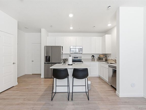 4th image of 500 S Denver Avenue #14D