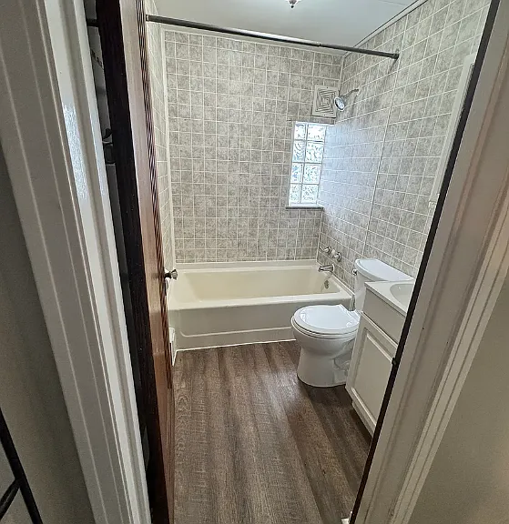 601 Pine St #1 — Photo 8