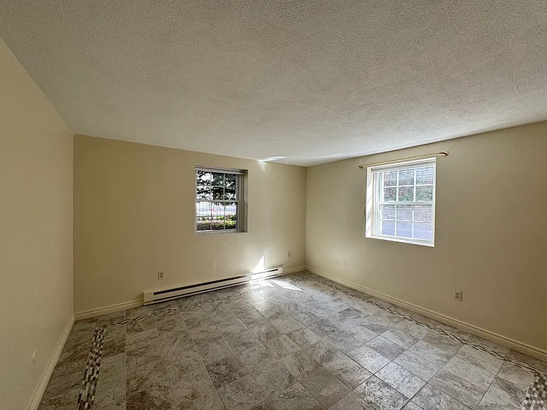 21 Franklin St #13 — Photo 7