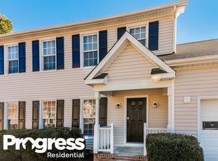 1000 Angel Oaks Ct, Raleigh, NC 27610