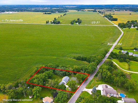 3rd image of 326 E Russell Rd