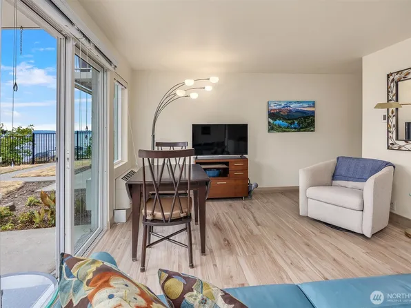 201 2nd Street S #103, Kirkland, WA 98033