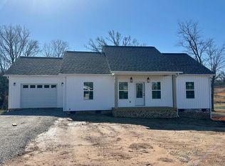 169 Honeysuckle Ln, Sparta, TN 38583