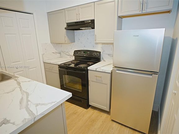 2nd image of 17425 NW 67th Pl #B-13