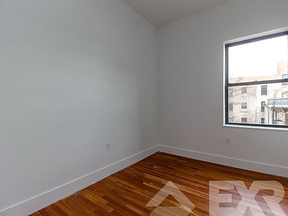 4th image of 180 Bainbridge St APT 210