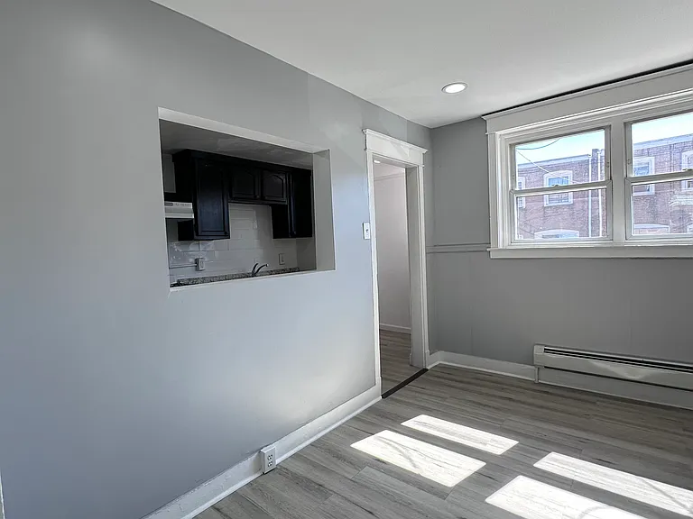 7099 Clinton Rd — Photo 10