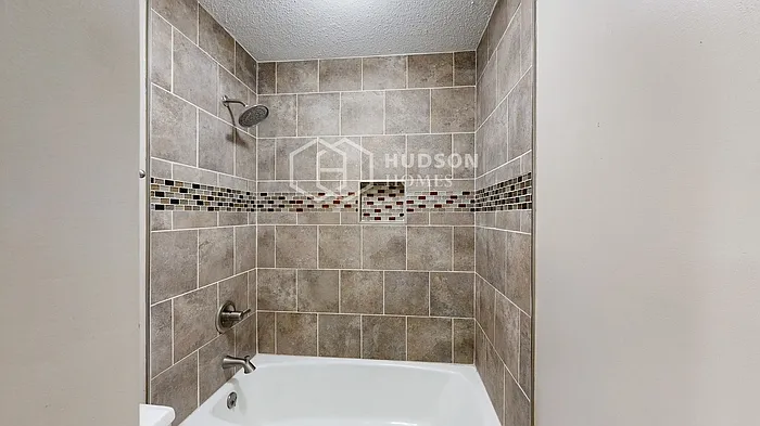 2089 Norcross Dr — Photo 30