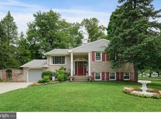 32 Meryl Ln, Cherry Hill, NJ 08002