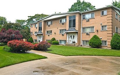 2nd image of 407 Wesley Ave APT 6