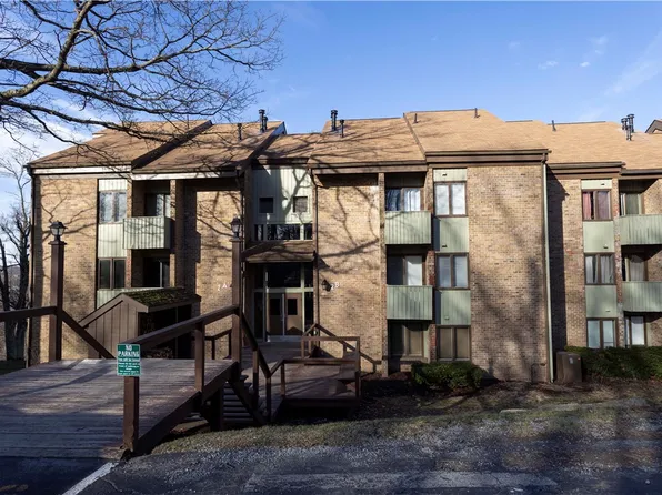 2B2 Mountain Villas Dr, Champion, PA 15622