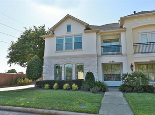 2066 Palm Forest Ln, Houston, TX 77077