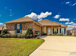 130 Dicharry Ct, Thibodaux, LA 70301