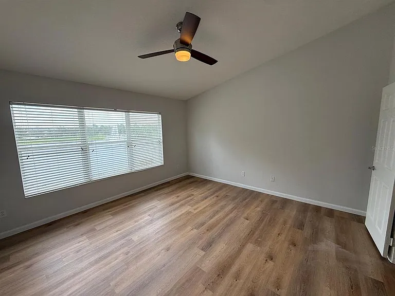 933 Enclair St — Photo 18