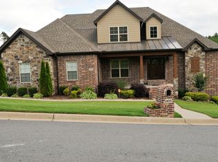 14015 Fern Valley Ln, Little Rock, AR 72211
