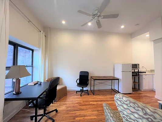 Rented by Oxford Property Group | media 4