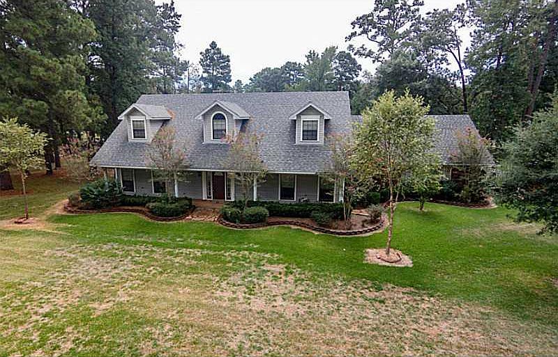 1st image of 212 S Lakeshore Dr