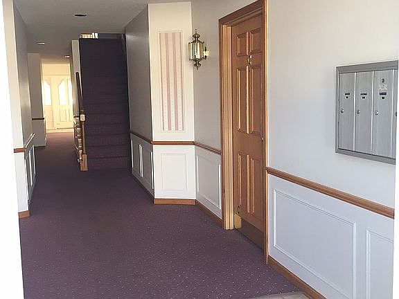 Entry hall with mailboxes