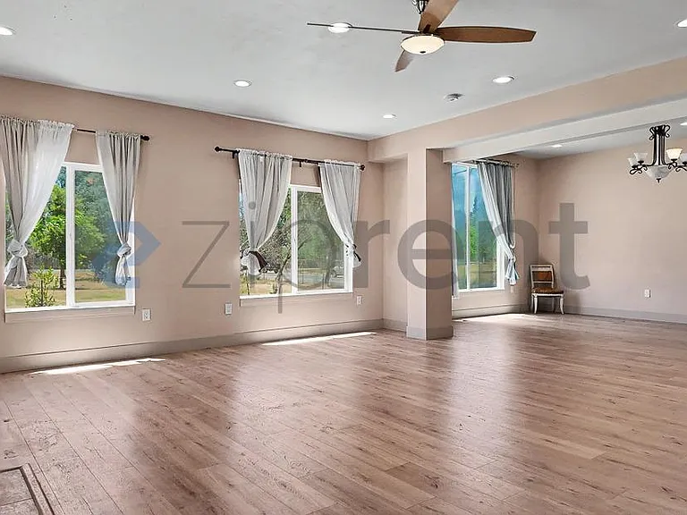7604 28th St #MAIN HOUSE — Photo 24