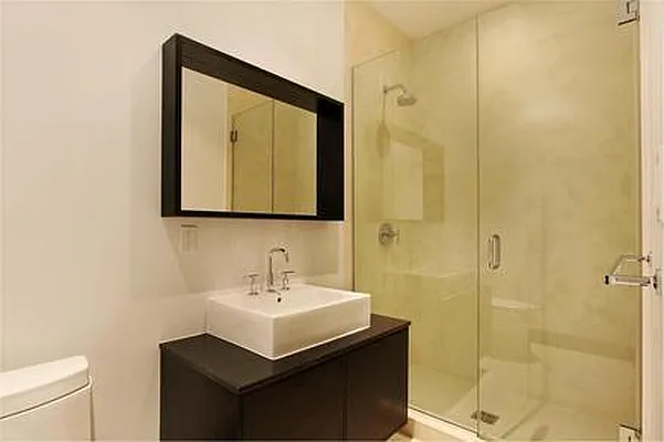 Rented by Keller Williams NYC | media 26